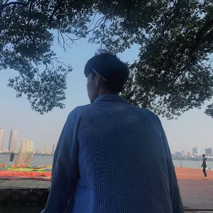 精品女同一区二区三区免费播放
